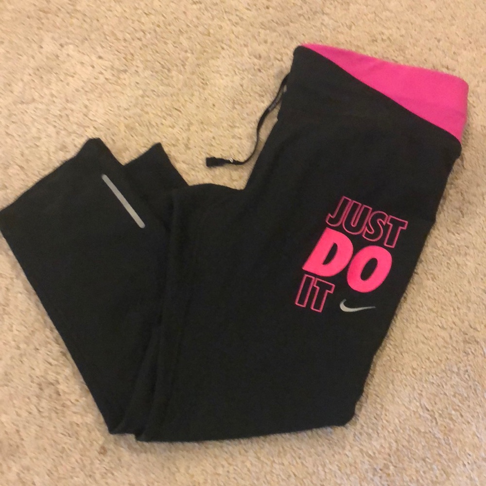 Nike drop workout leggings